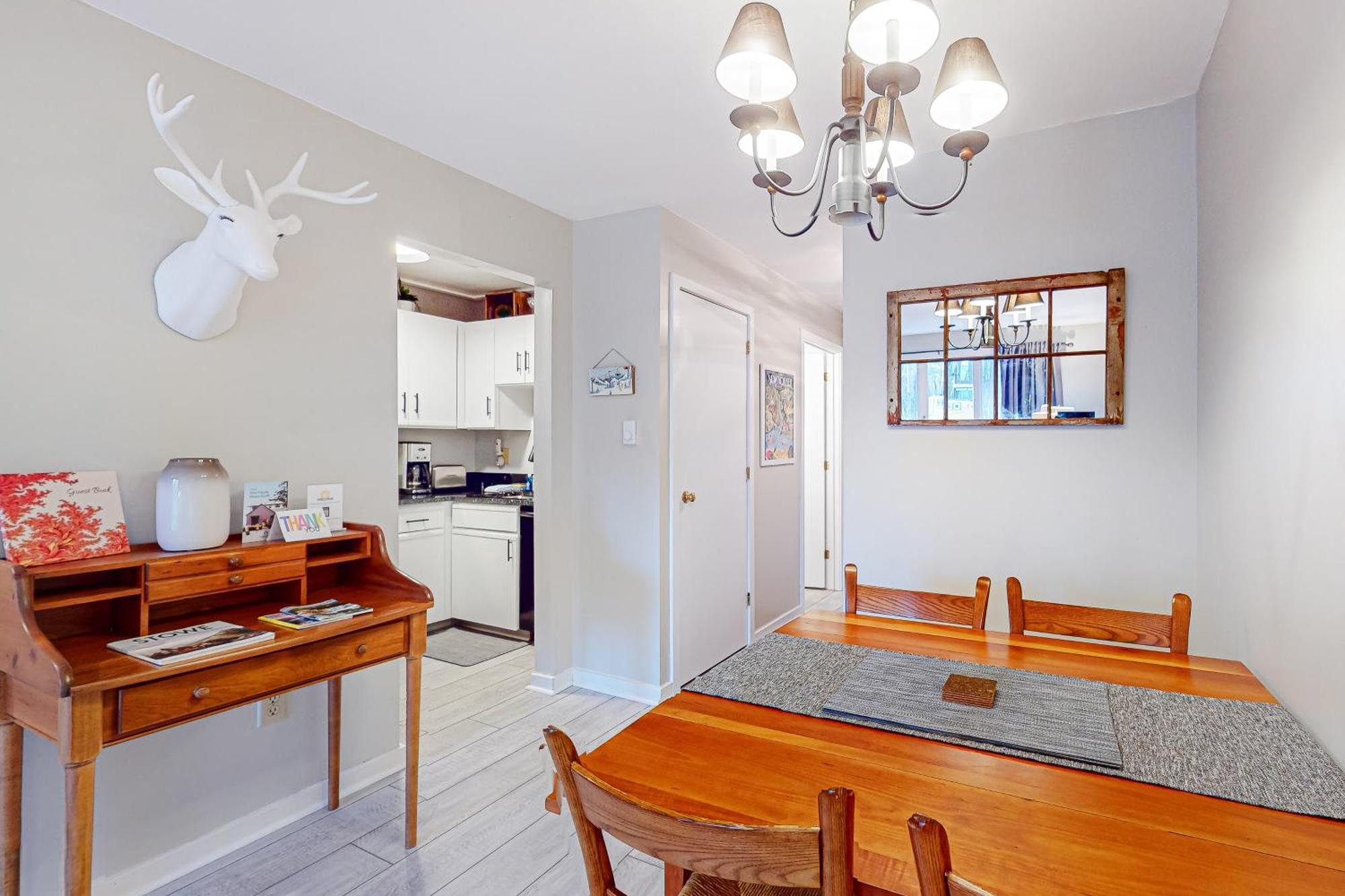 Mountain Breeze Getaway Condos 워렌 객실 사진